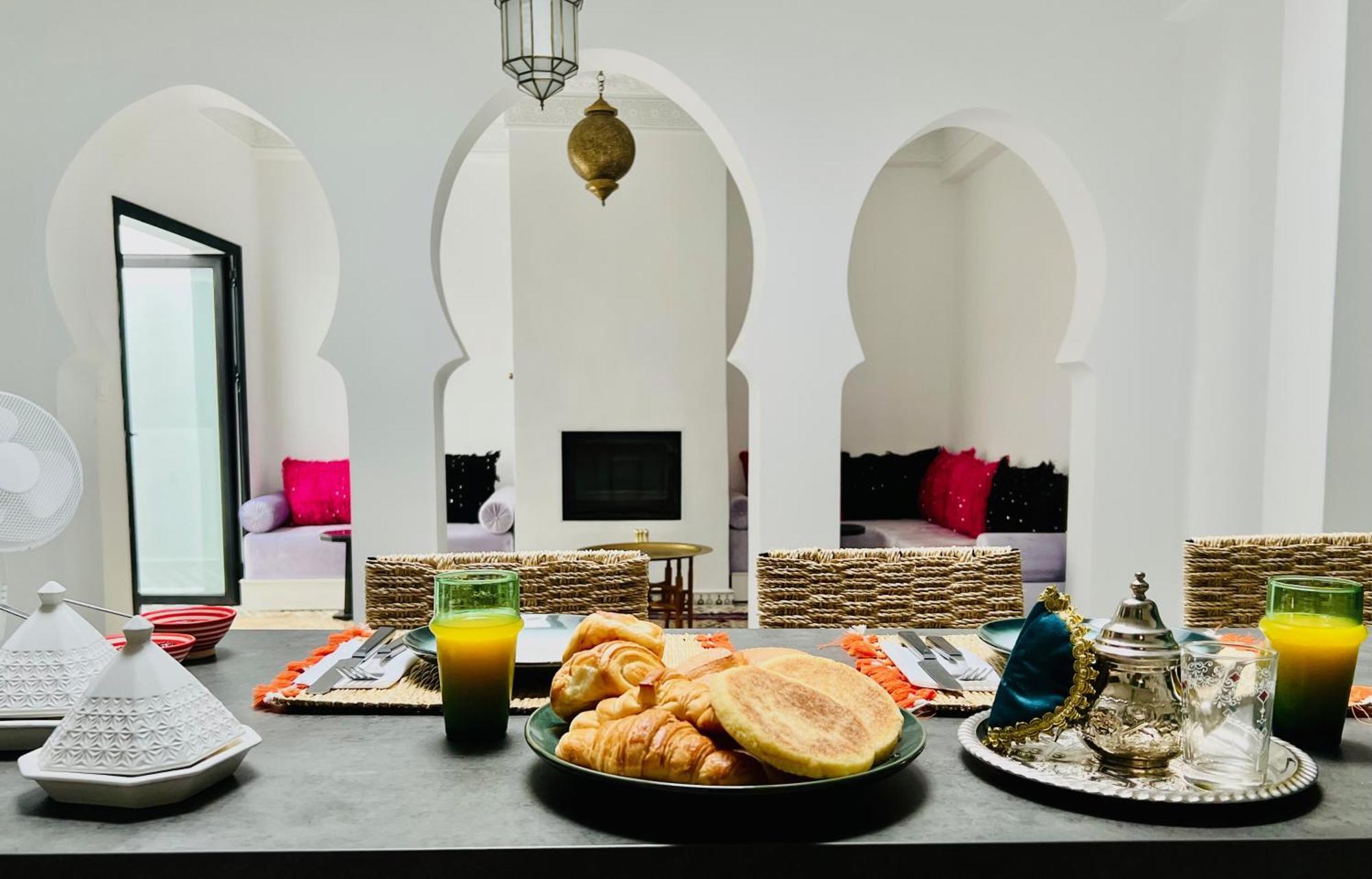 Dar Narjis Bed and Breakfast Asilah Exteriör bild