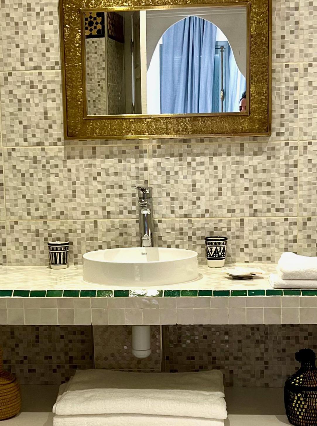 Dar Narjis Bed and Breakfast Asilah Exteriör bild